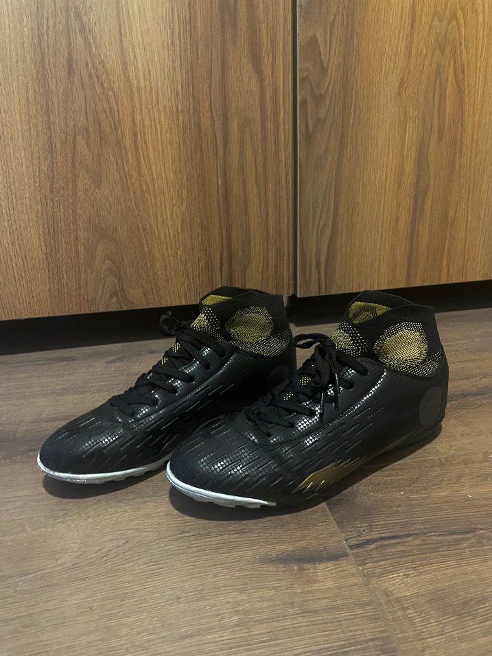 Siyah Erkek Futbol Ayakkabısı Krampon - Görsel 2