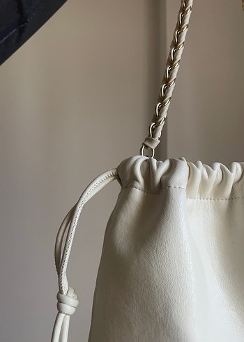 Zincir Detaylı Beyaz Deri Kadın Çanta - Görsel 7