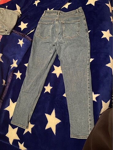 38 Beden mavi Renk lcw mom jean