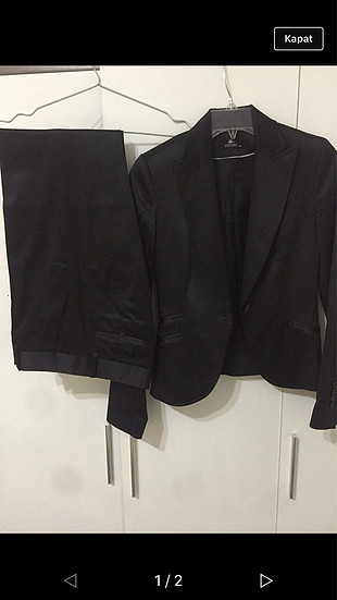 Siyah takım elbise 