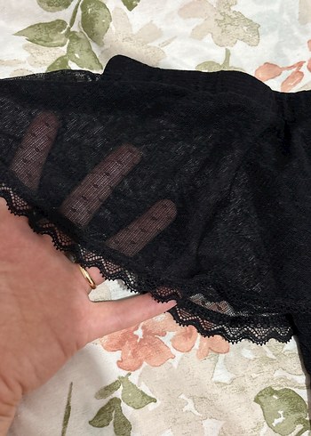 H&M Dantelli Siyah Straplez Bluz