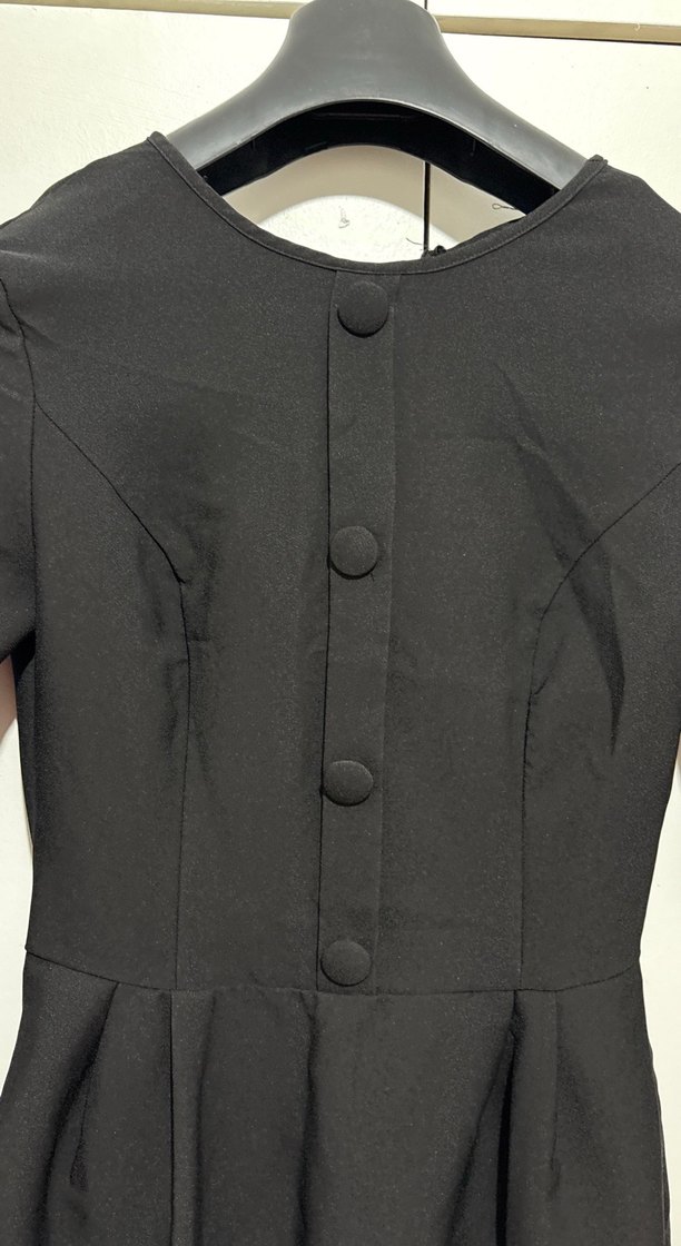 Düğmeli Siyah Mini Kadın elbise - Görsel 2