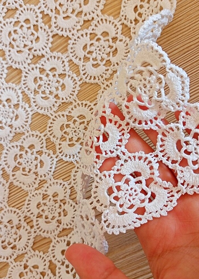 Dantel Masa Sehpa Televizyon Örtüsü - Görsel 2