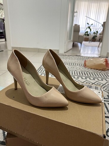 Diğer Stiletto