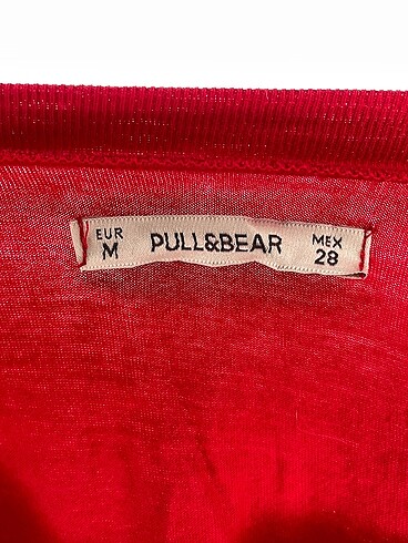 m Beden kırmızı Renk Pull and Bear T-shirt %70 İndirimli.