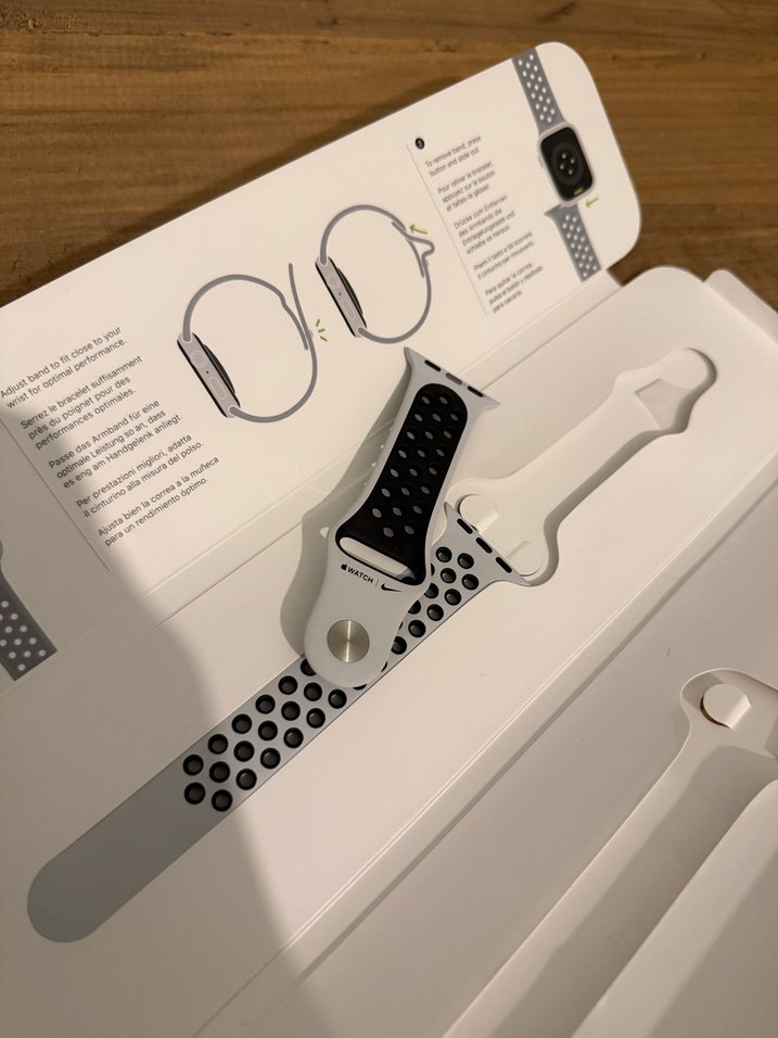 Apple Watch Nike kordon - Görsel 2