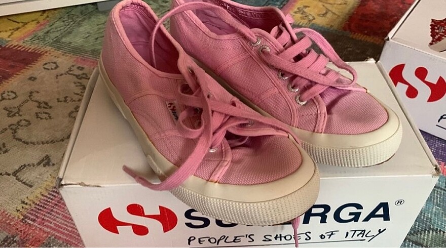 Superga ayakkabı