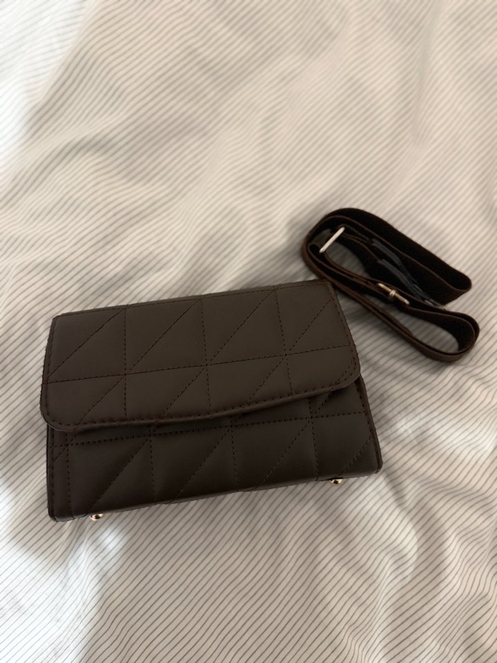 Kahverengi Deri Fermuarlı Kadın Çantası - Görsel 3