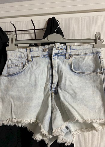 Zara Gri Mavi Batik Desenli Kadın Kot Şort