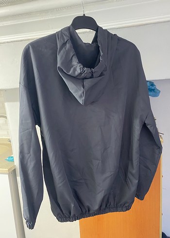 Gri Kapüşonlu Yarım Fermuarlı Erkek Yağmurluk - Görsel 3