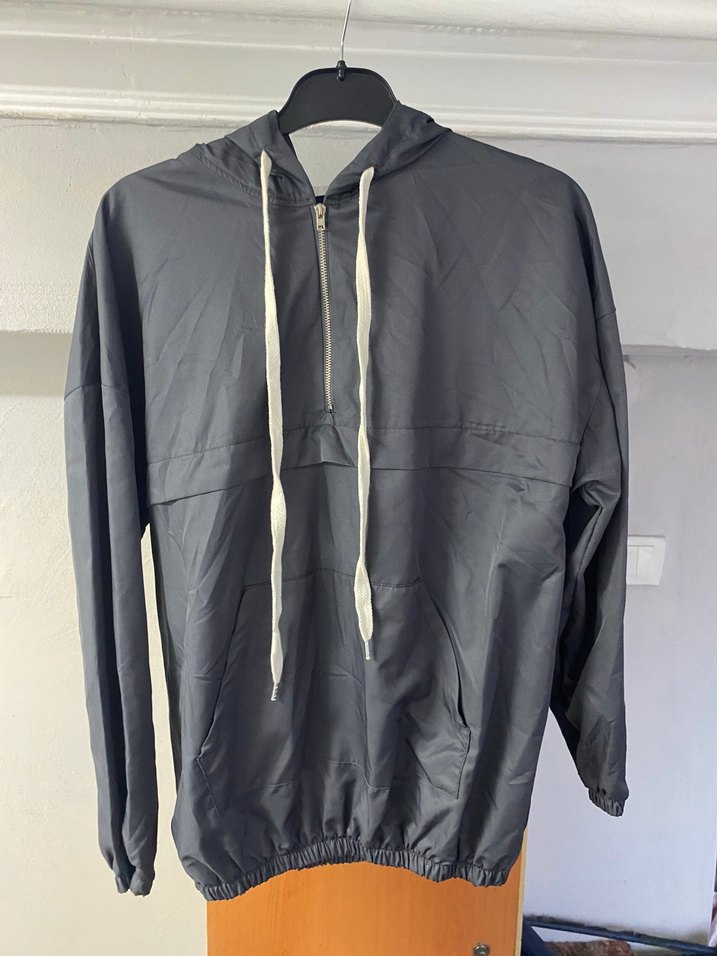 Gri Kapüşonlu Yarım Fermuarlı Erkek Yağmurluk - Görsel 2