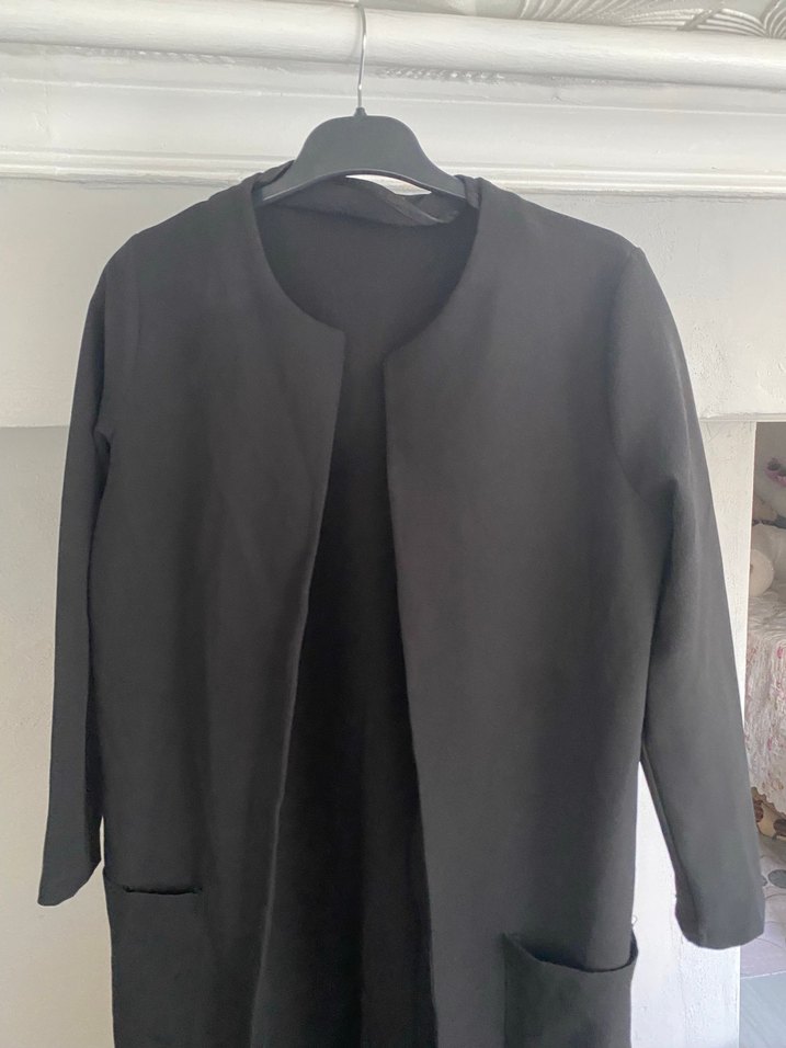 Siyah Uzun Kadın Kaban - Görsel 3