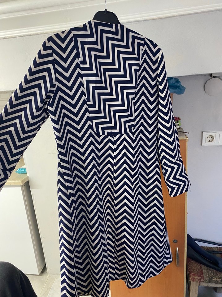 Uzun Kesim Desenli Hamile Kabanı - Görsel 4