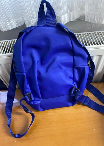 Kadın Parlak Mavi Fermuarlı Sırt Çantası açıklamayı okuyun - Görsel 4