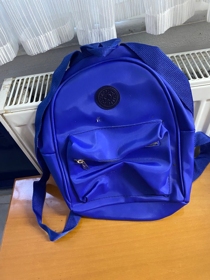 Kadın Parlak Mavi Fermuarlı Sırt Çantası açıklamayı okuyun - Görsel 2