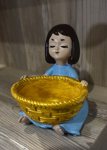 Parlak Altın Renkli Figür ve Kavanoz - Görsel 2