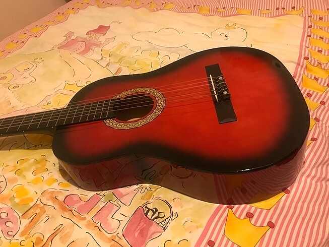  Beden Gitar