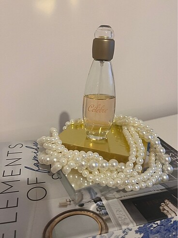 Avon celebre kadın parfum
