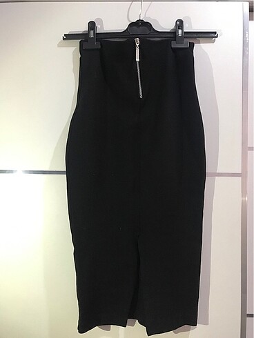 Bershka Siyah etek