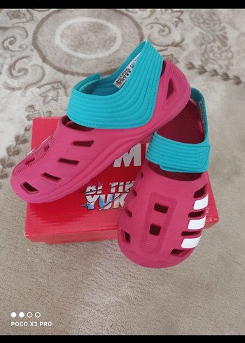 orijinal adidas sandalet