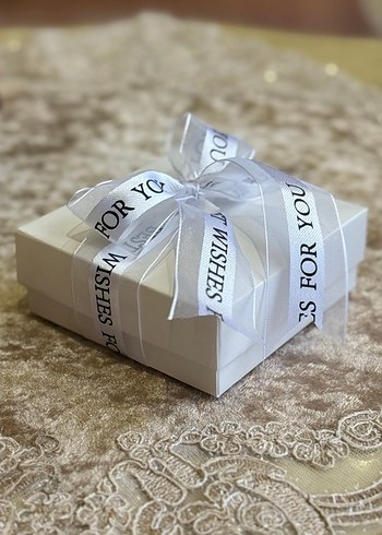 Mini Beyaz Payetli Kolye - Görsel 2