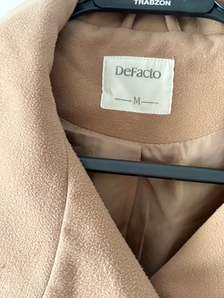 Düğmeli Bej Kadın Kaban - Görsel 4