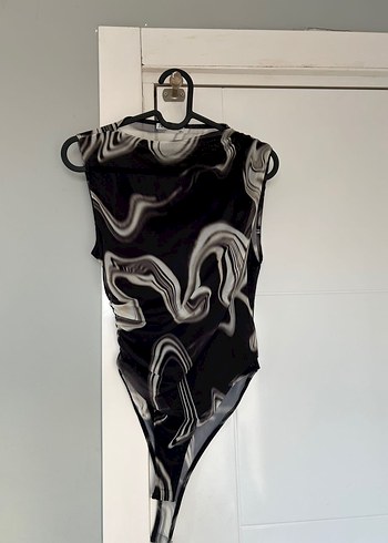 Zara Body