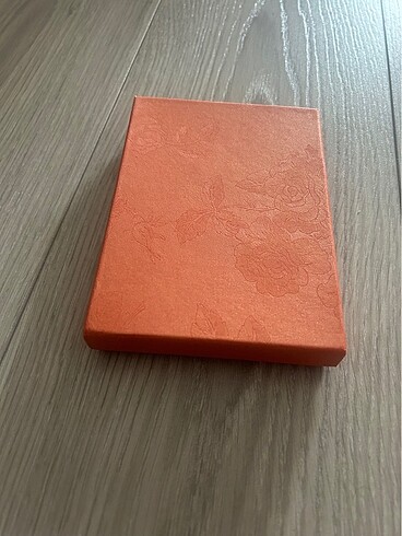 Hediyelik kutusunda ayna tarak seti - Görsel 5