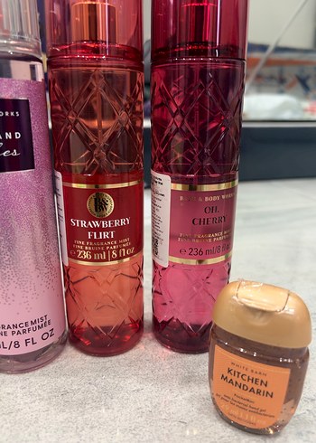 Bath and body works vücüt spreyi parfüm - Görsel 4