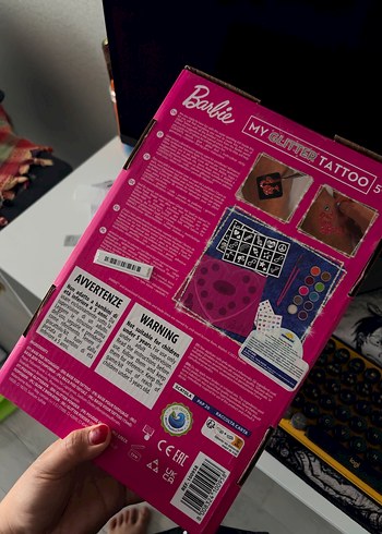 Barbie Parlak Pembe Dövme Seti - Görsel 3