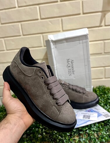 Alexander McQueen 41