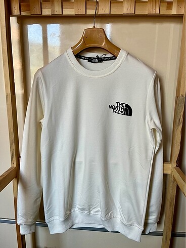 THE NORTH FACE SWEATSHIRT