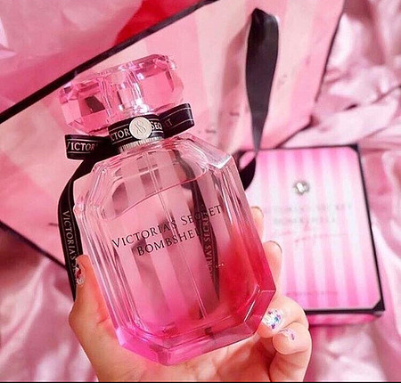 Victoria?s Secret Bombshell 