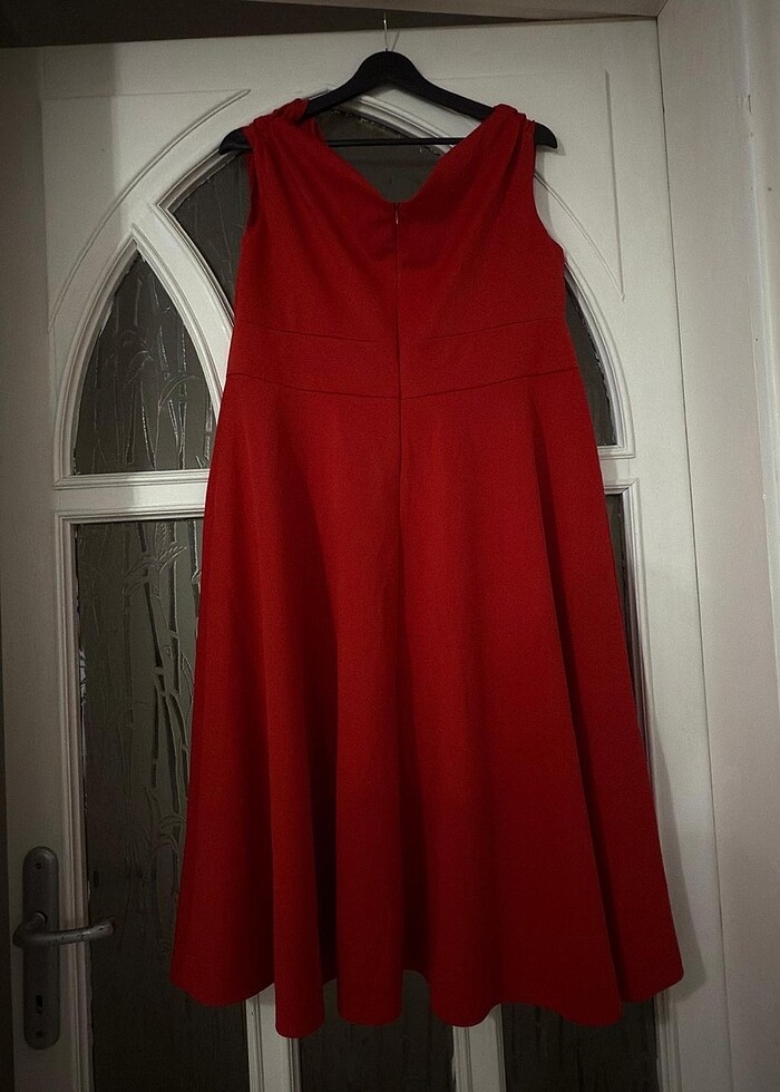 Kırmızı midi abiye elbise - Görsel 3