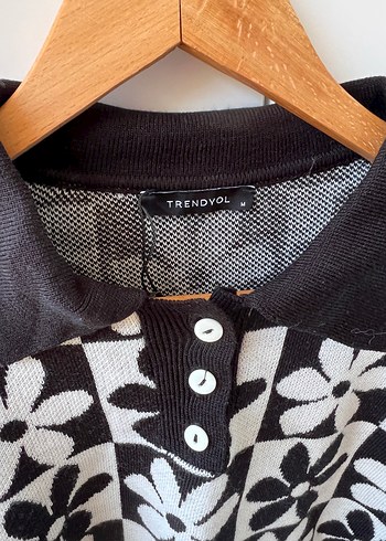 Çiçek Desenli Örgü Uzun Kollu Kazak - Görsel 2