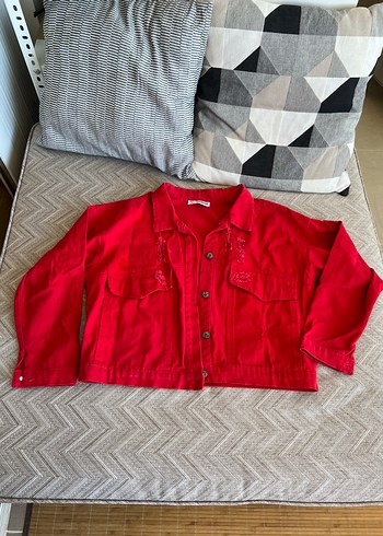 Kırmızı Düğmeli Kadın Kot Ceket - Görsel 2