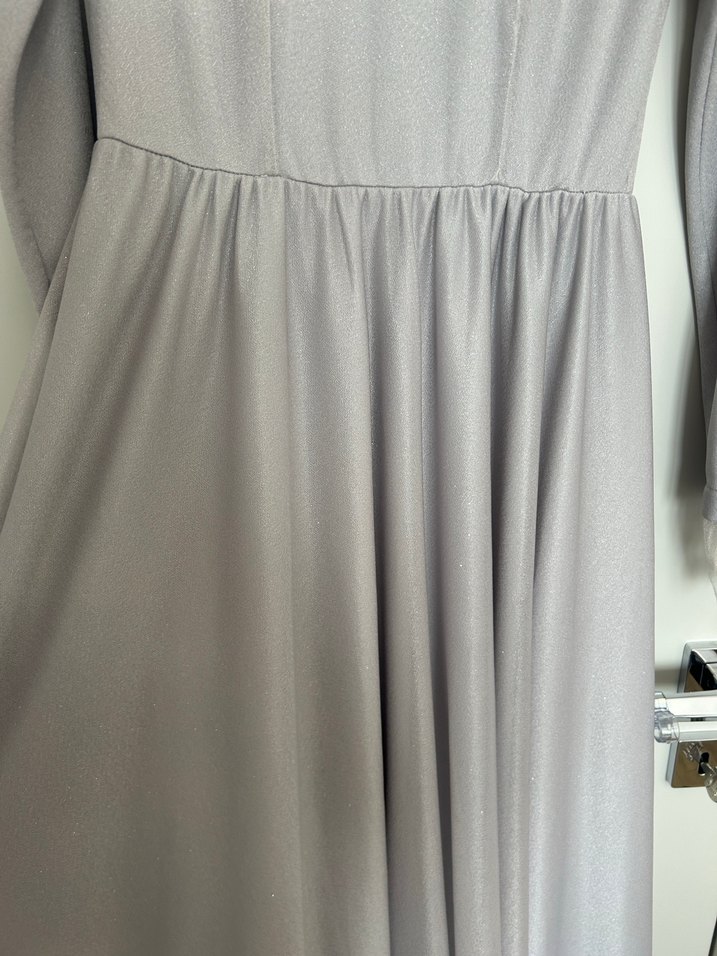 Tesettür simli gri elbise - Görsel 3