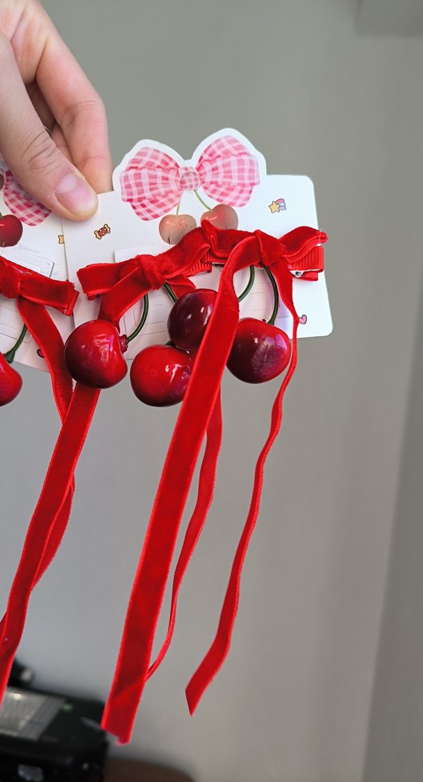 kirazlı sallantılı pens toka - Görsel 2