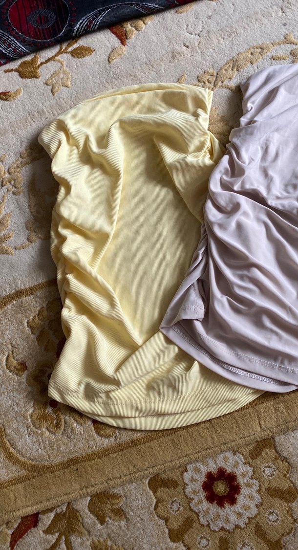 Sarı Midi straplez  crop yanı büzgülü - Görsel 4