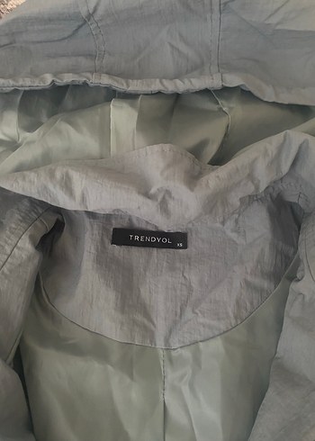 Kapşonlu yağmurluk - Görsel 3