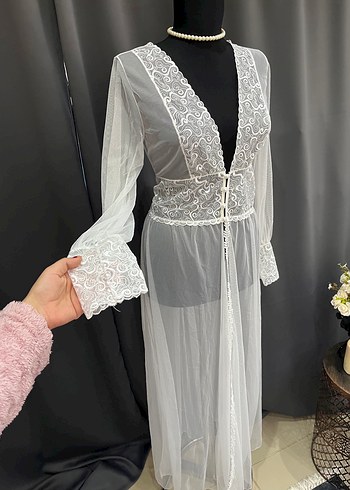 Uzun Beyaz Nakışlı Bohem Kadın Elbisesi - Görsel 2