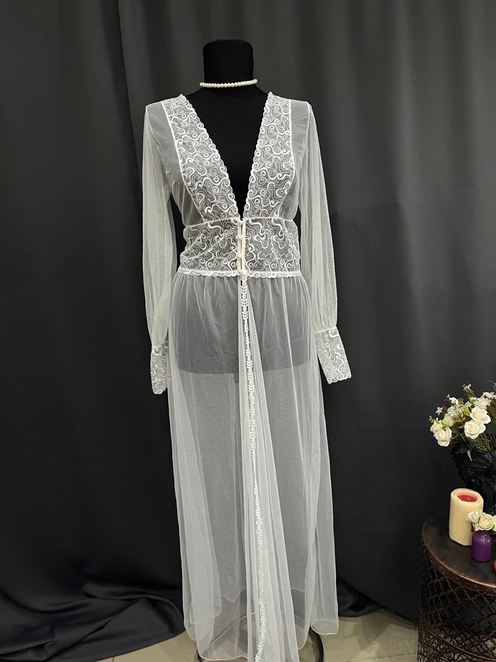 Uzun Beyaz Nakışlı Bohem Kadın Elbisesi - Görsel 4