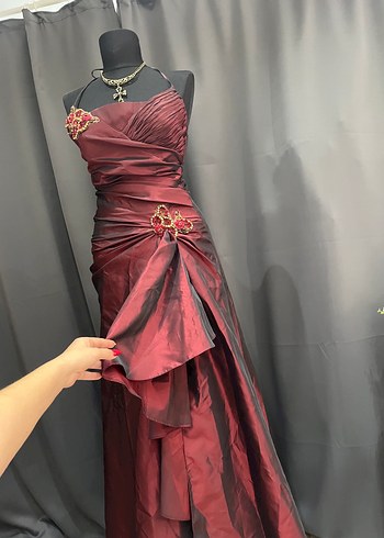 Bordo Drapeli Straplez Uzun Abiye Elbise - Görsel 7