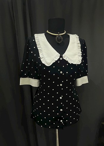 Siyah Puantiyeli, Düğmeli Kısa Kollu Bluz - Görsel 9