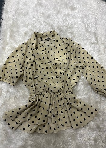 Puantiye Desenli V Yakalı Kadın Bluz - Görsel 3