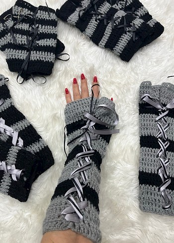 Gri Örgü Gotik Kadın Eldiveni - Görsel 2