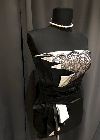 Siyah Dantel Detaylı Straplez Mini Büstiyer - Görsel 7