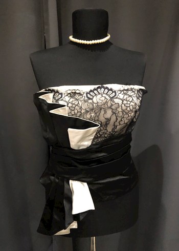 Siyah Dantel Detaylı Straplez Mini Büstiyer - Görsel 4