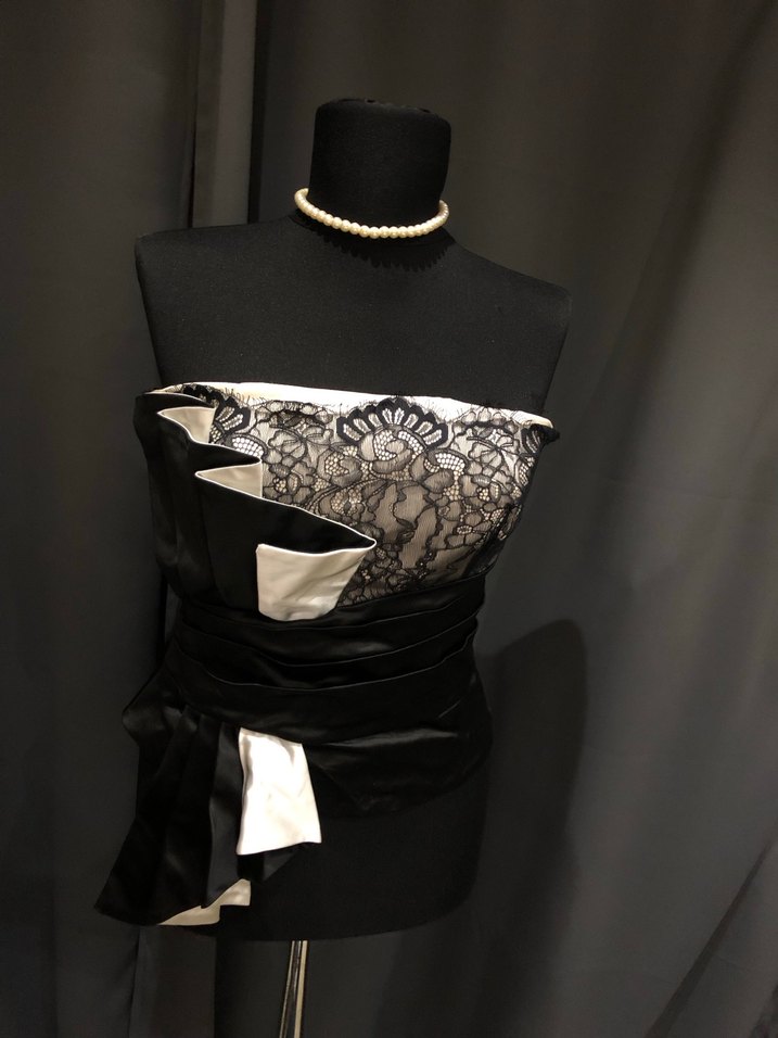 Siyah Dantel Detaylı Straplez Mini Büstiyer - Görsel 5