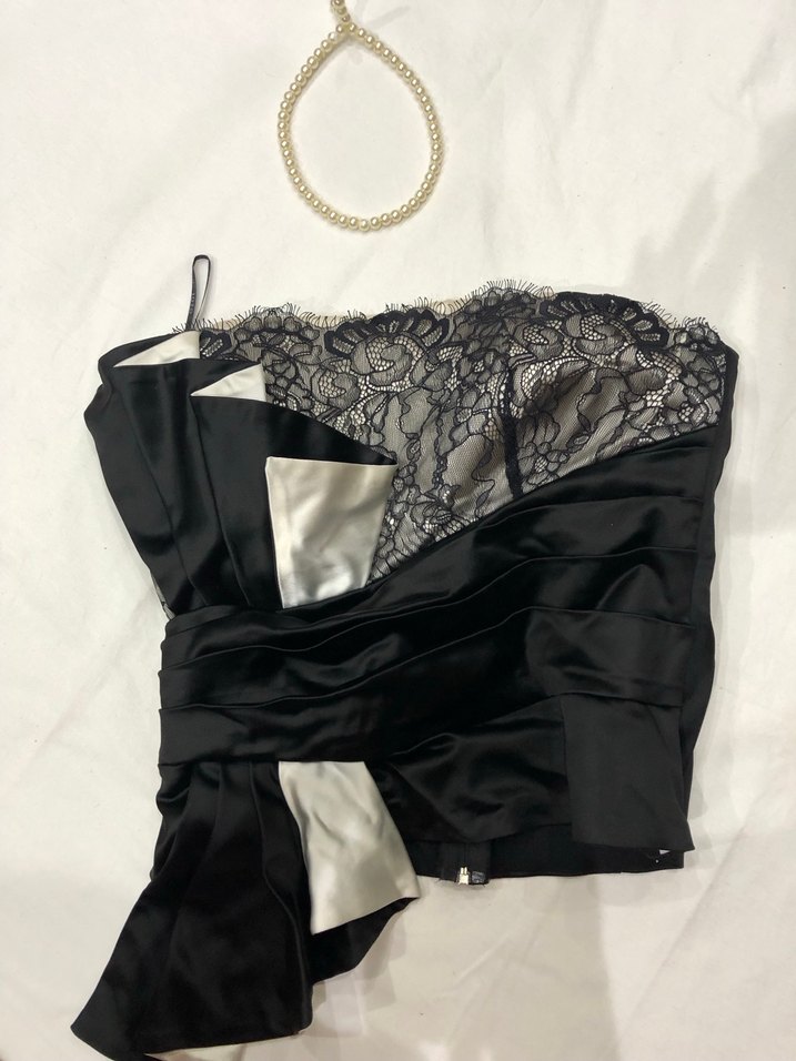 Siyah Dantel Detaylı Straplez Mini Büstiyer - Görsel 2